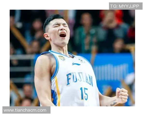 陈林坚的篮球之路:从青涩少年到职业赛场的辉煌蜕变 陈林坚的篮球之路:从青涩少年到职业赛场的辉煌蜕变