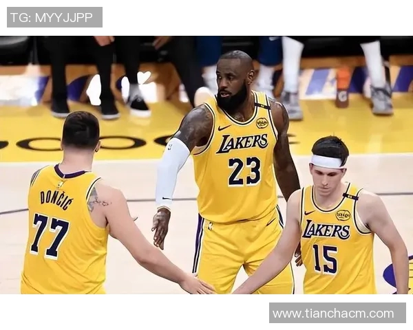 詹姆斯再现神奇表现带领湖人加时逆转勇士成功晋级季后赛