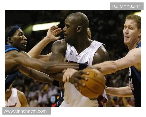 广东与深圳季后赛直播全程回顾精彩瞬间与战术分析